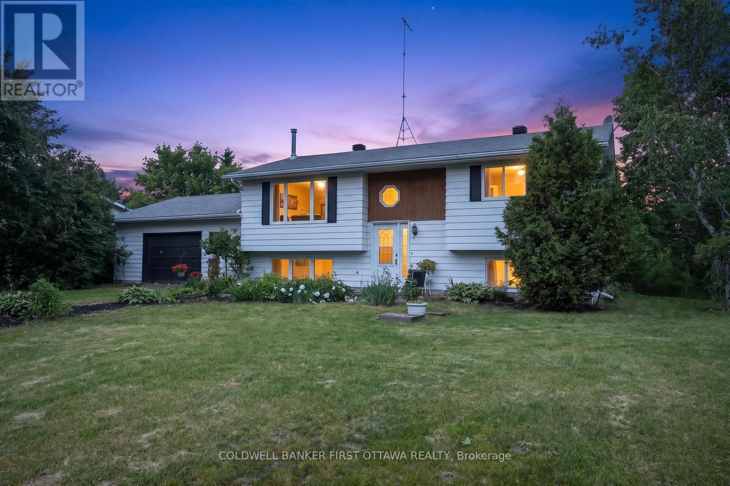 8715 COPELAND ROAD, Ottawa, Ontario