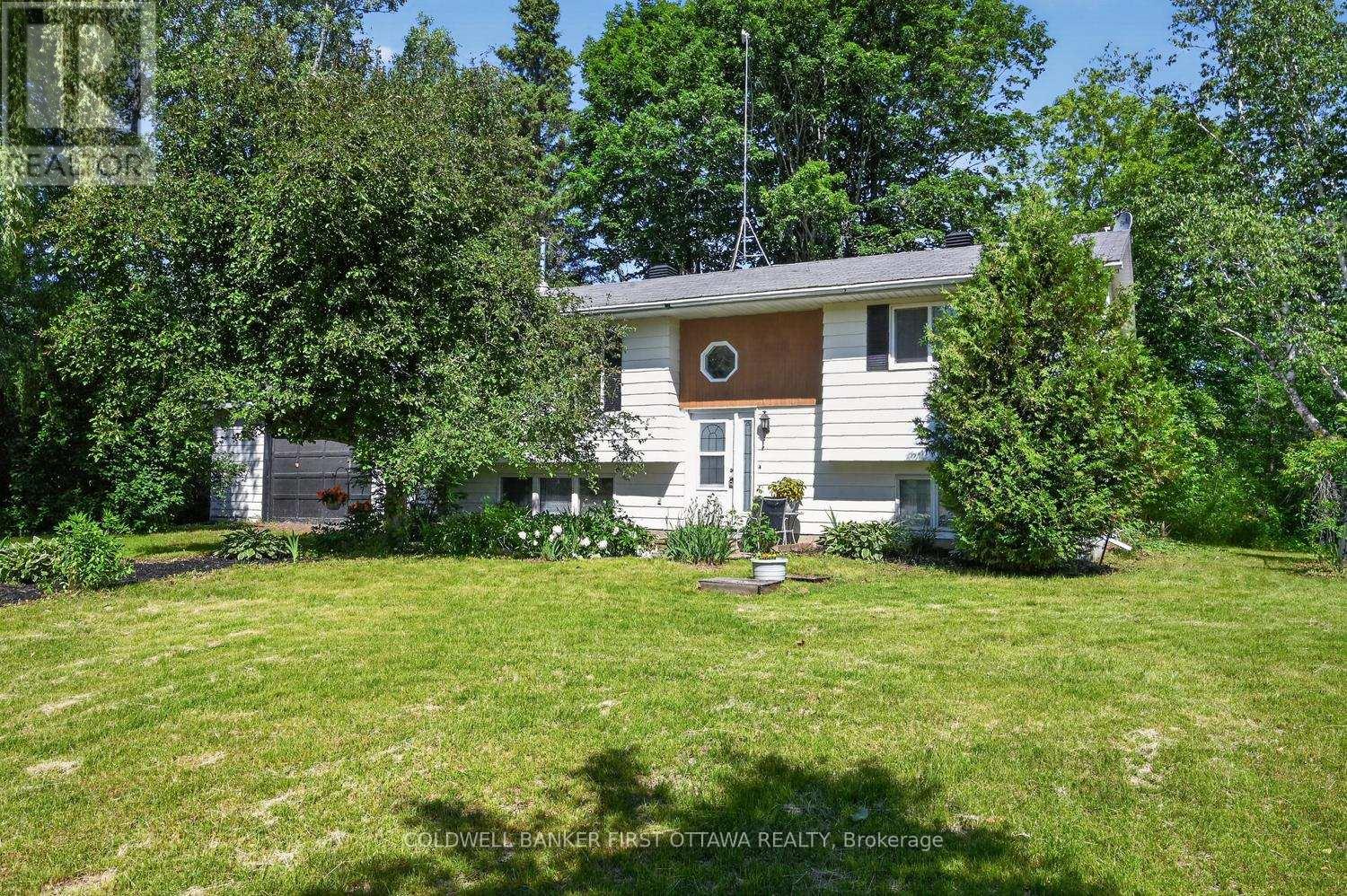8715 Copeland Road, Ottawa, Ontario  K0A 1B0 - Photo 2 - X13455458