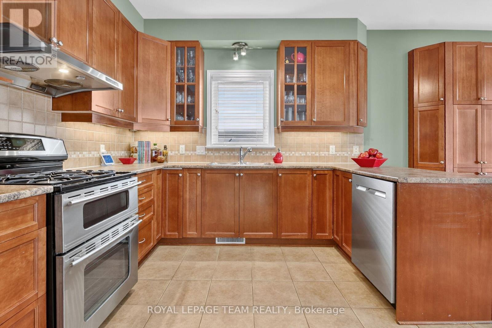 83 Lydia Way, Ottawa, Ontario  K2G 7E4 - Photo 11 - X13455466