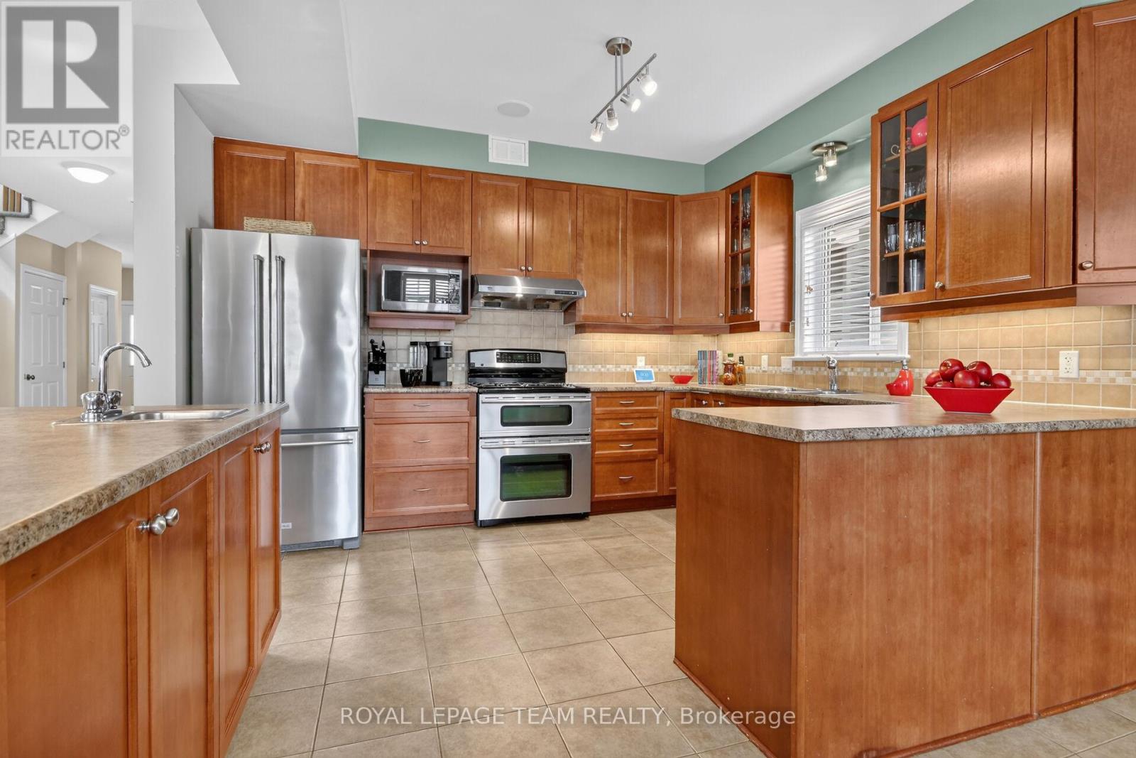 83 Lydia Way, Ottawa, Ontario  K2G 7E4 - Photo 12 - X13455466