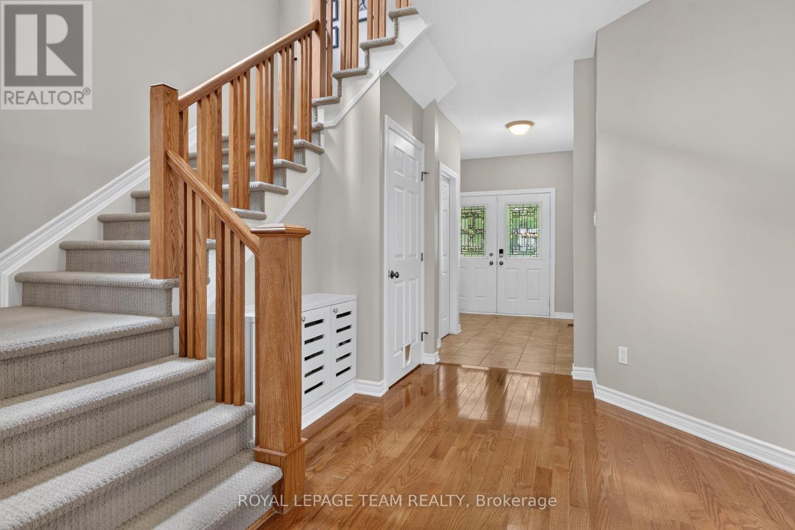 83 Lydia Way, Ottawa, Ontario  K2G 7E4 - Photo 3 - X13455466