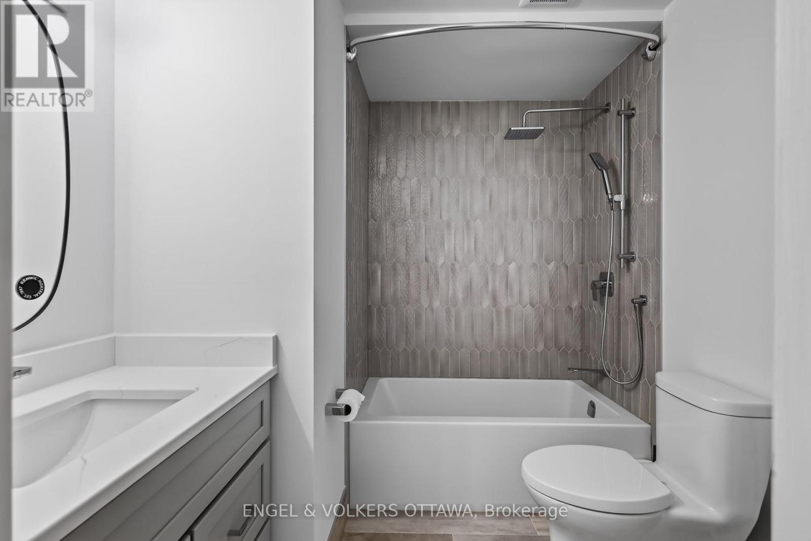 104 Manhattan Crescent, Ottawa, Ontario  K2C 4B7 - Photo 14 - X13455574