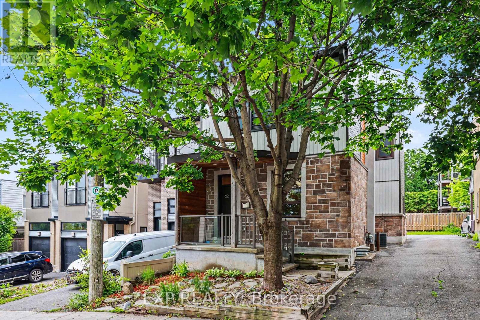 62 Young Street, Ottawa, Ontario  K1S 3H9 - Photo 2 - X13455640