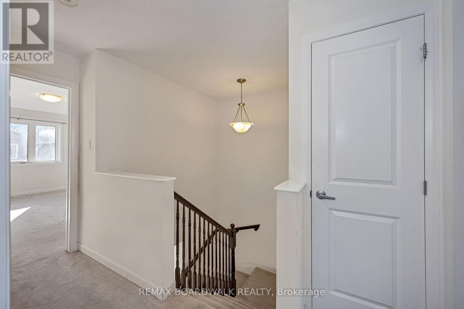 2063 Caltra Crescent, Ottawa, Ontario  K2V 6V4 - Photo 19 - X13455656