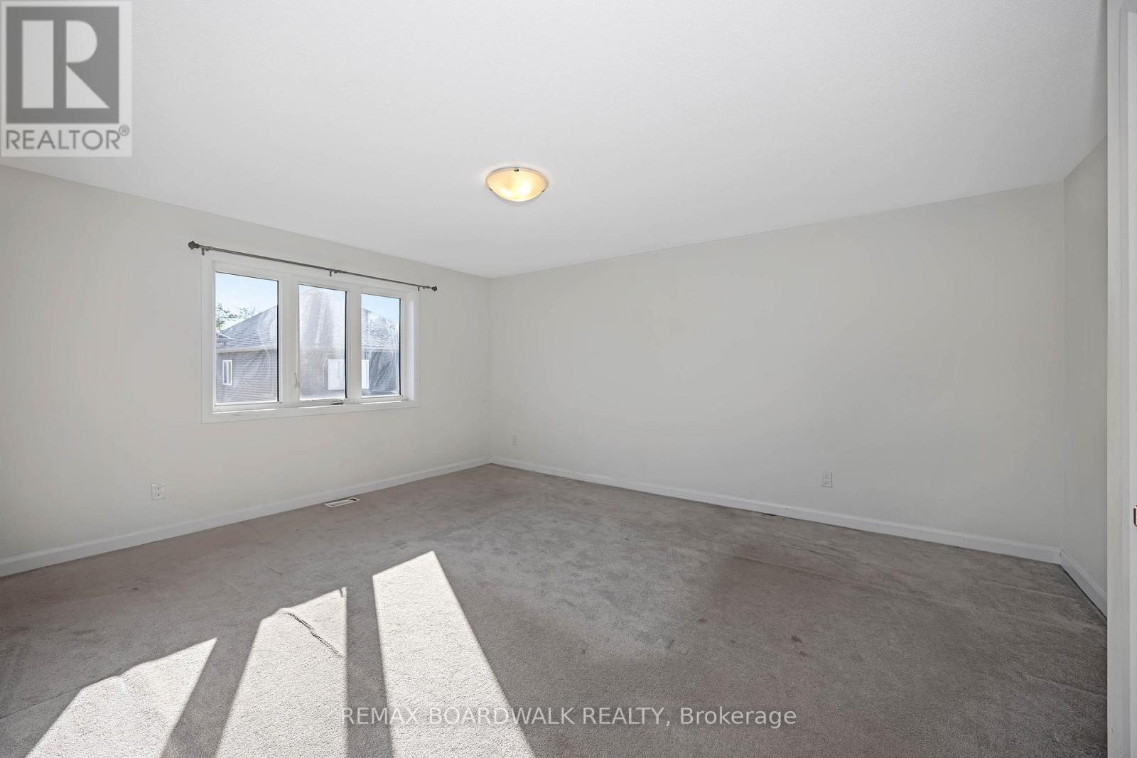 2063 Caltra Crescent, Ottawa, Ontario  K2V 6V4 - Photo 20 - X13455656