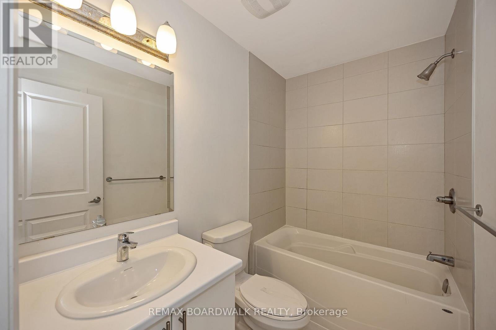 2063 Caltra Crescent, Ottawa, Ontario  K2V 6V4 - Photo 29 - X13455656