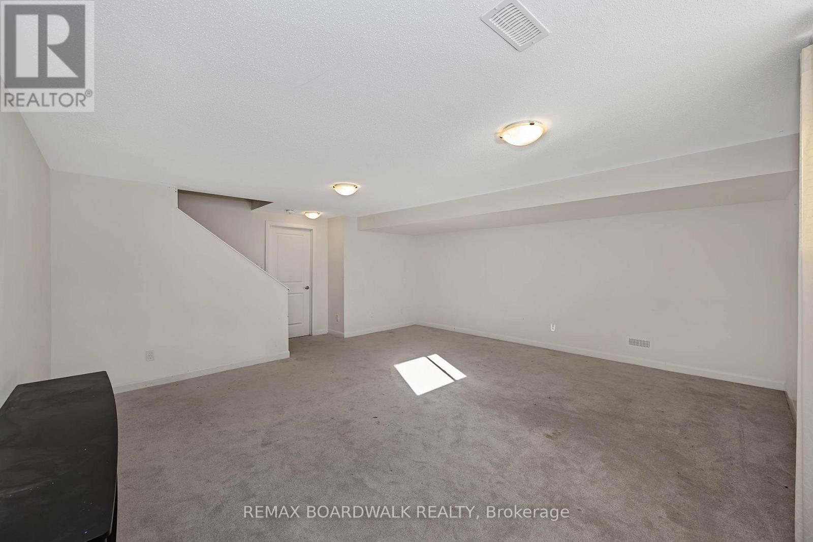 2063 Caltra Crescent, Ottawa, Ontario  K2V 6V4 - Photo 34 - X13455656