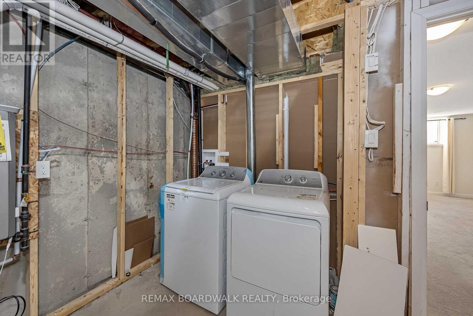 2063 Caltra Crescent, Ottawa, Ontario  K2V 6V4 - Photo 35 - X13455656