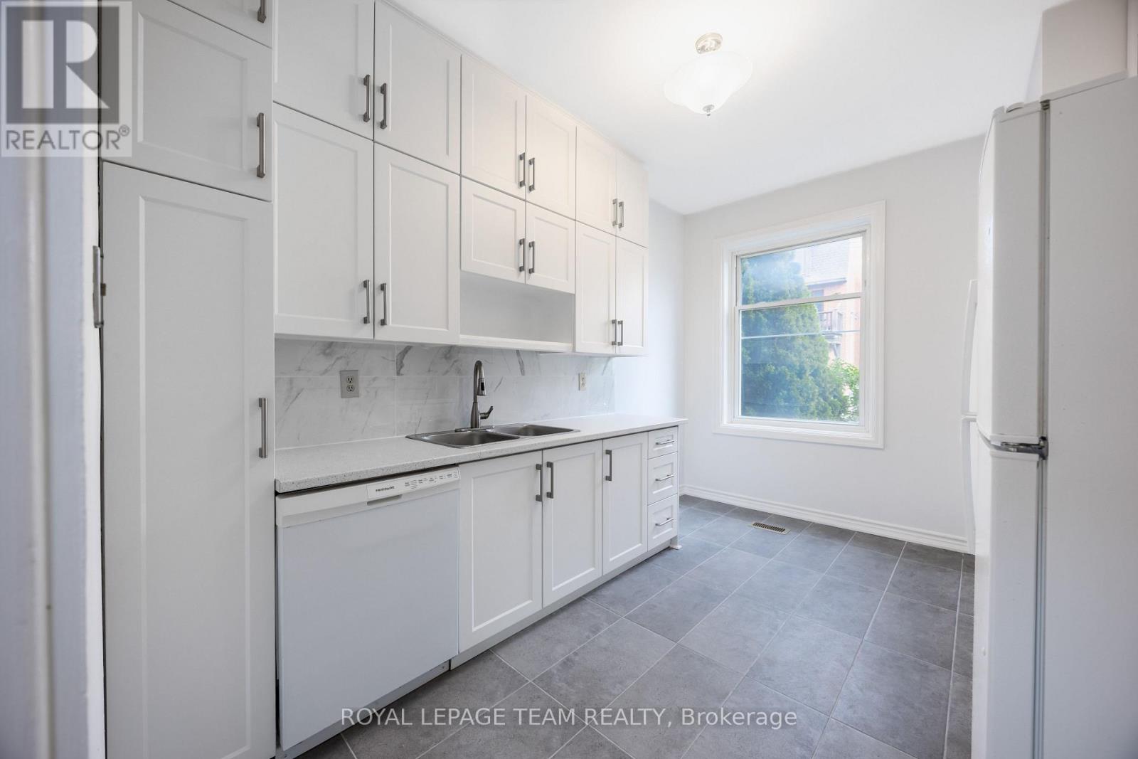 301 Somerset Street E, Ottawa, Ontario  K1N 6V9 - Photo 11 - X13455686