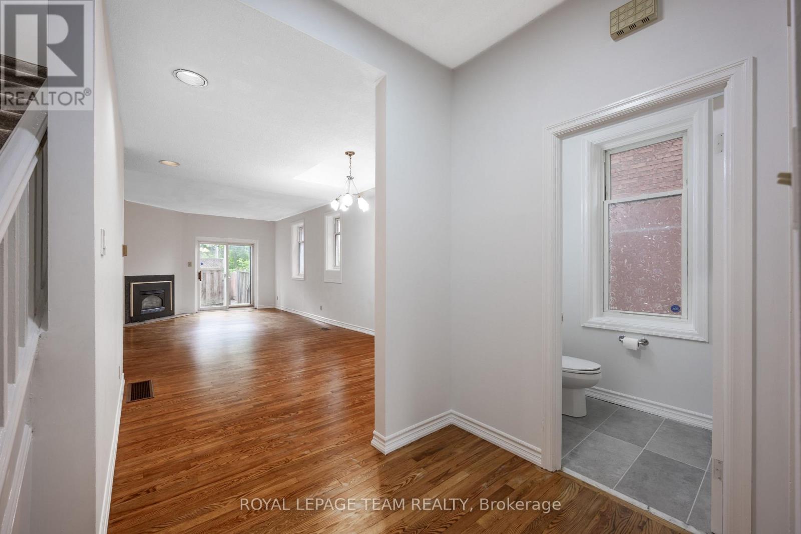 301 Somerset Street E, Ottawa, Ontario  K1N 6V9 - Photo 8 - X13455686