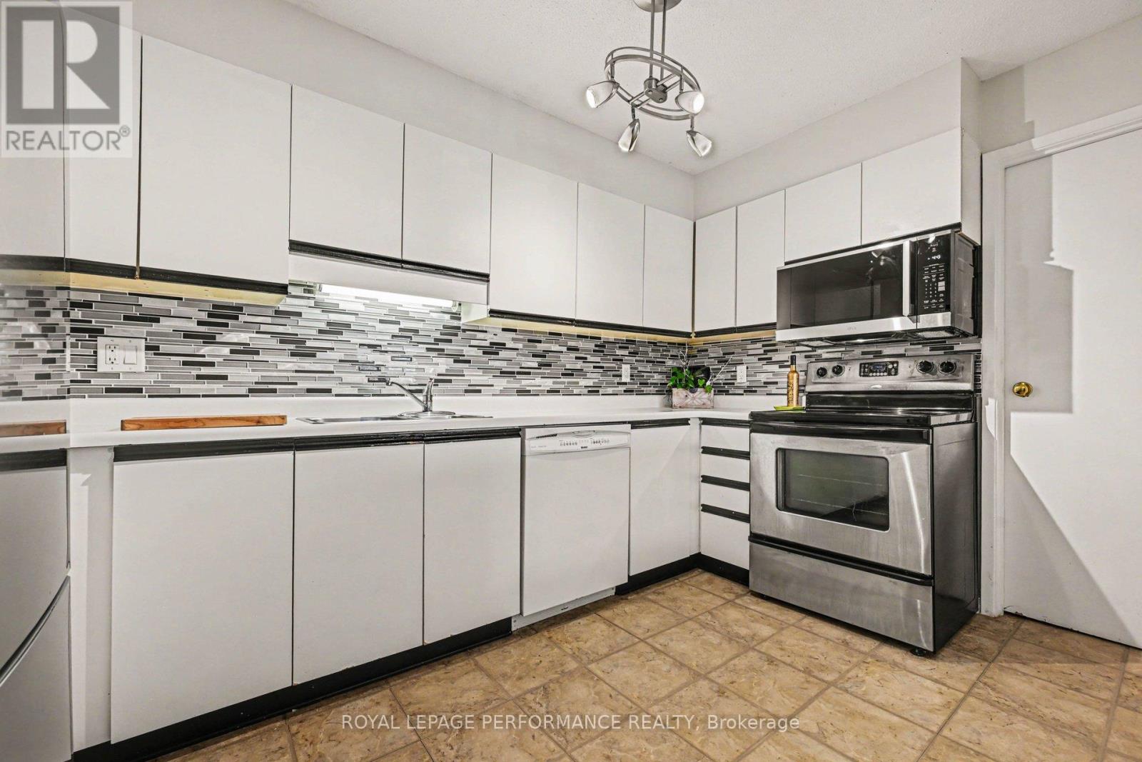 217 - 8 Terrace Drive, Ottawa, Ontario  K2H 9J2 - Photo 8 - X13455714