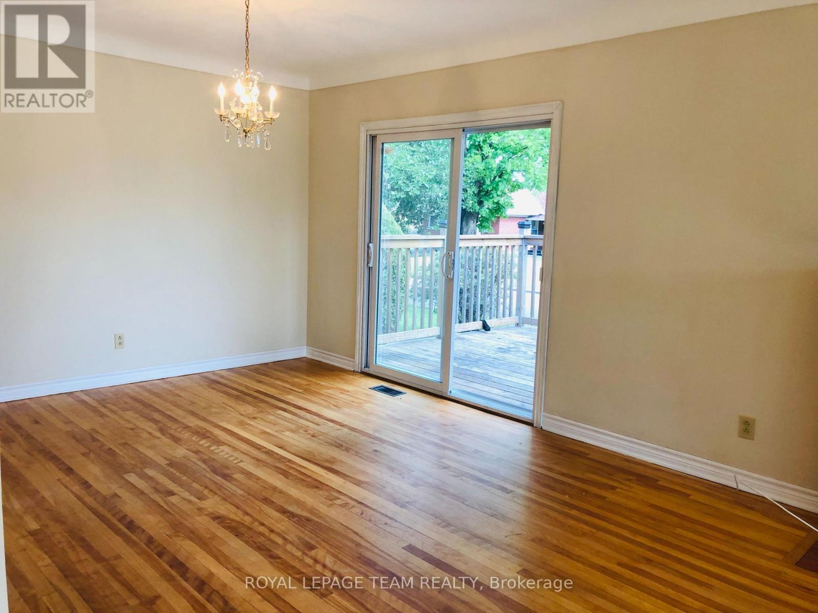 1 & 2 - 1627 Chaucer Avenue, Ottawa, Ontario  K1G 0R7 - Photo 4 - X13455870
