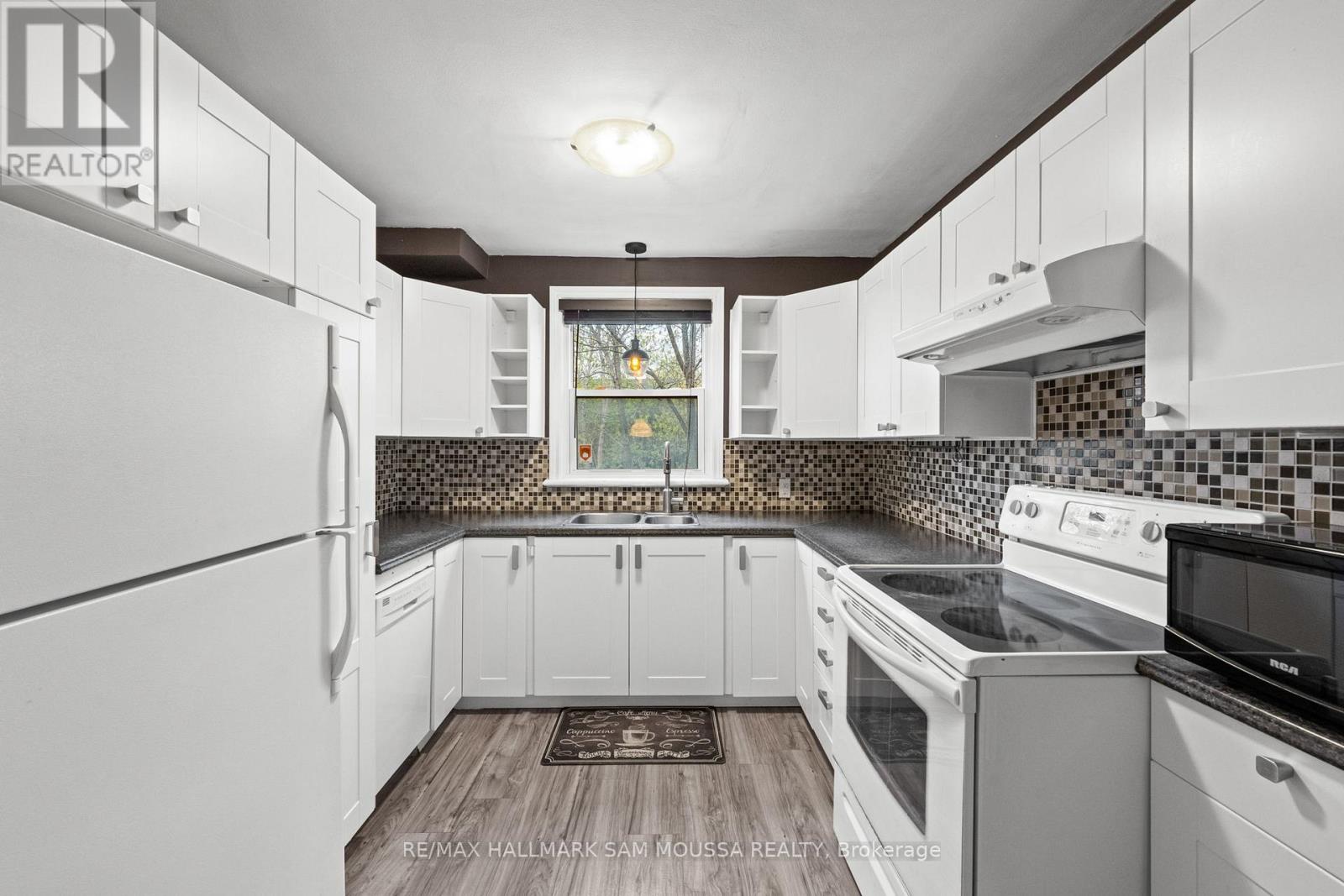 378 Byron Avenue, Ottawa, Ontario  K1Z 6Z2 - Photo 8 - X13455888