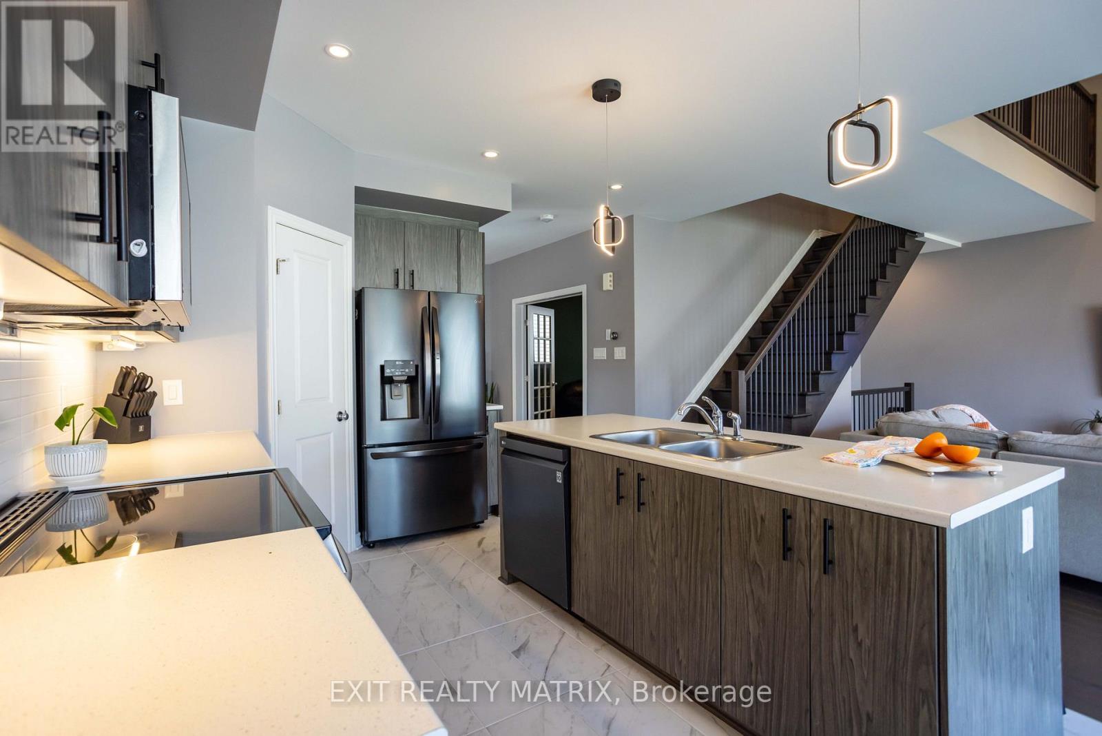 857 Cologne Street, Russell, Ontario  K0A 1W0 - Photo 10 - X13456048