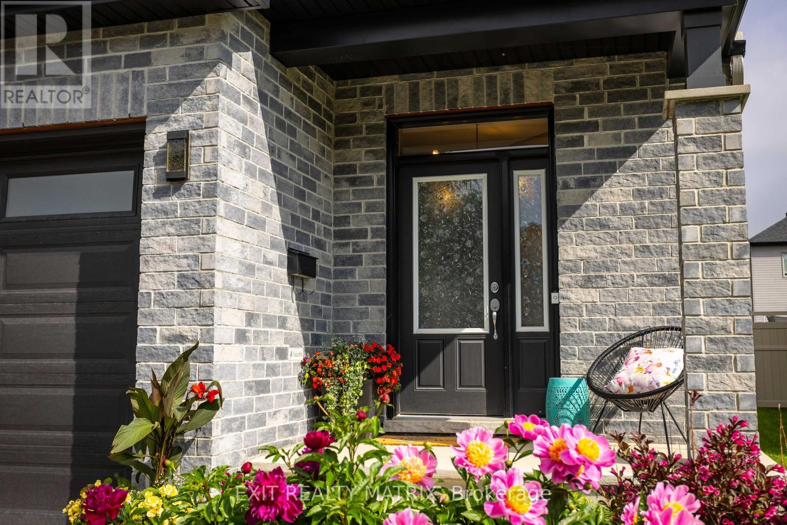 857 Cologne Street, Russell, Ontario  K0A 1W0 - Photo 3 - X13456048