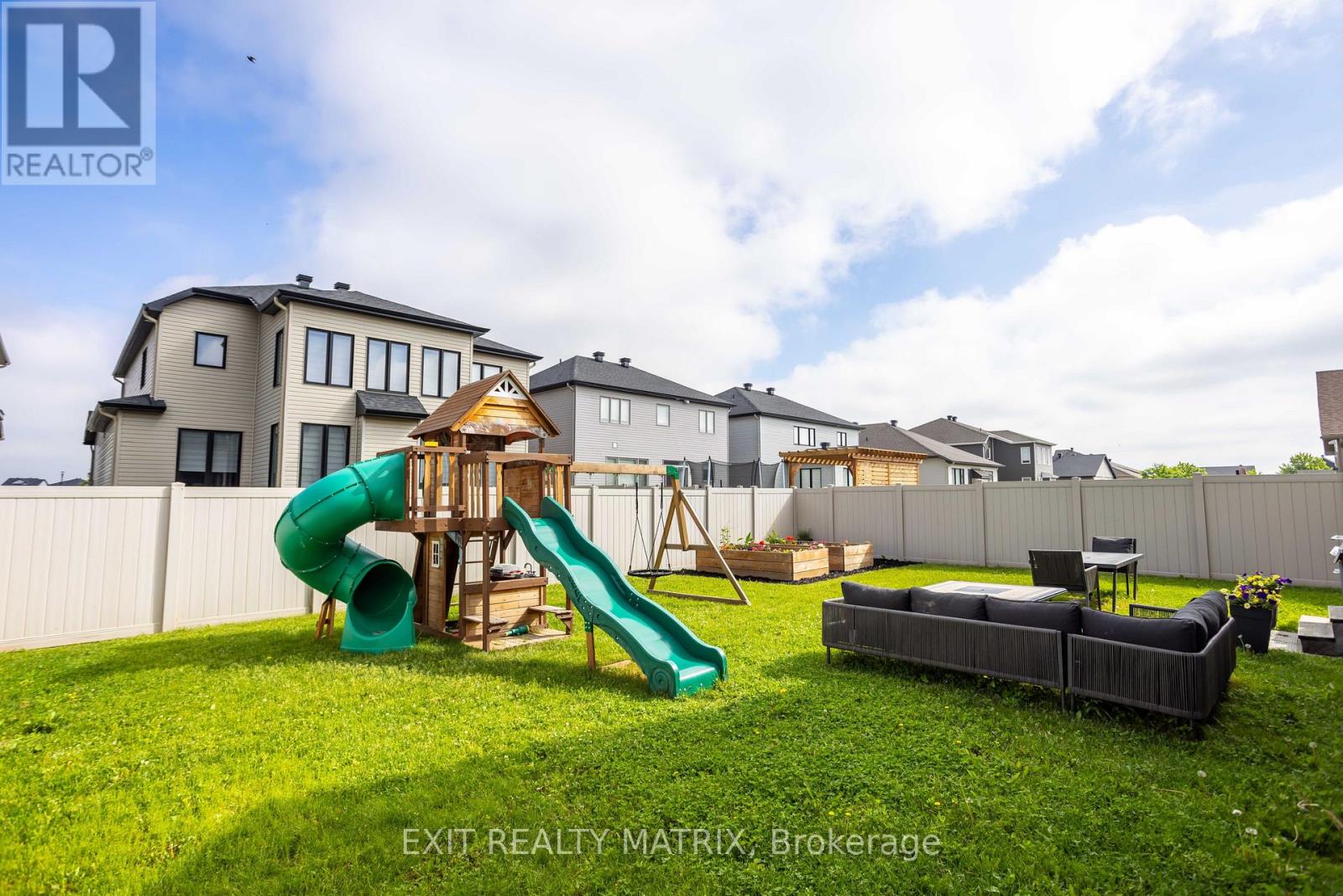 857 Cologne Street, Russell, Ontario  K0A 1W0 - Photo 33 - X13456048