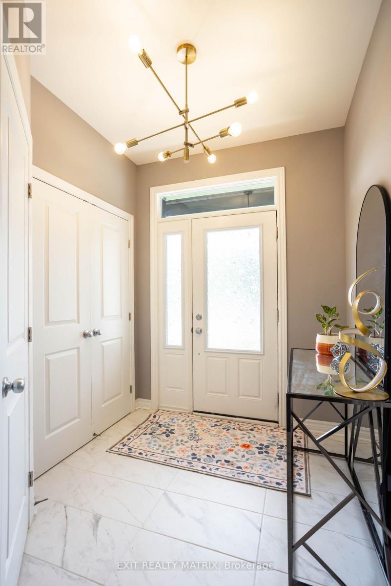 857 Cologne Street, Russell, Ontario  K0A 1W0 - Photo 4 - X13456048