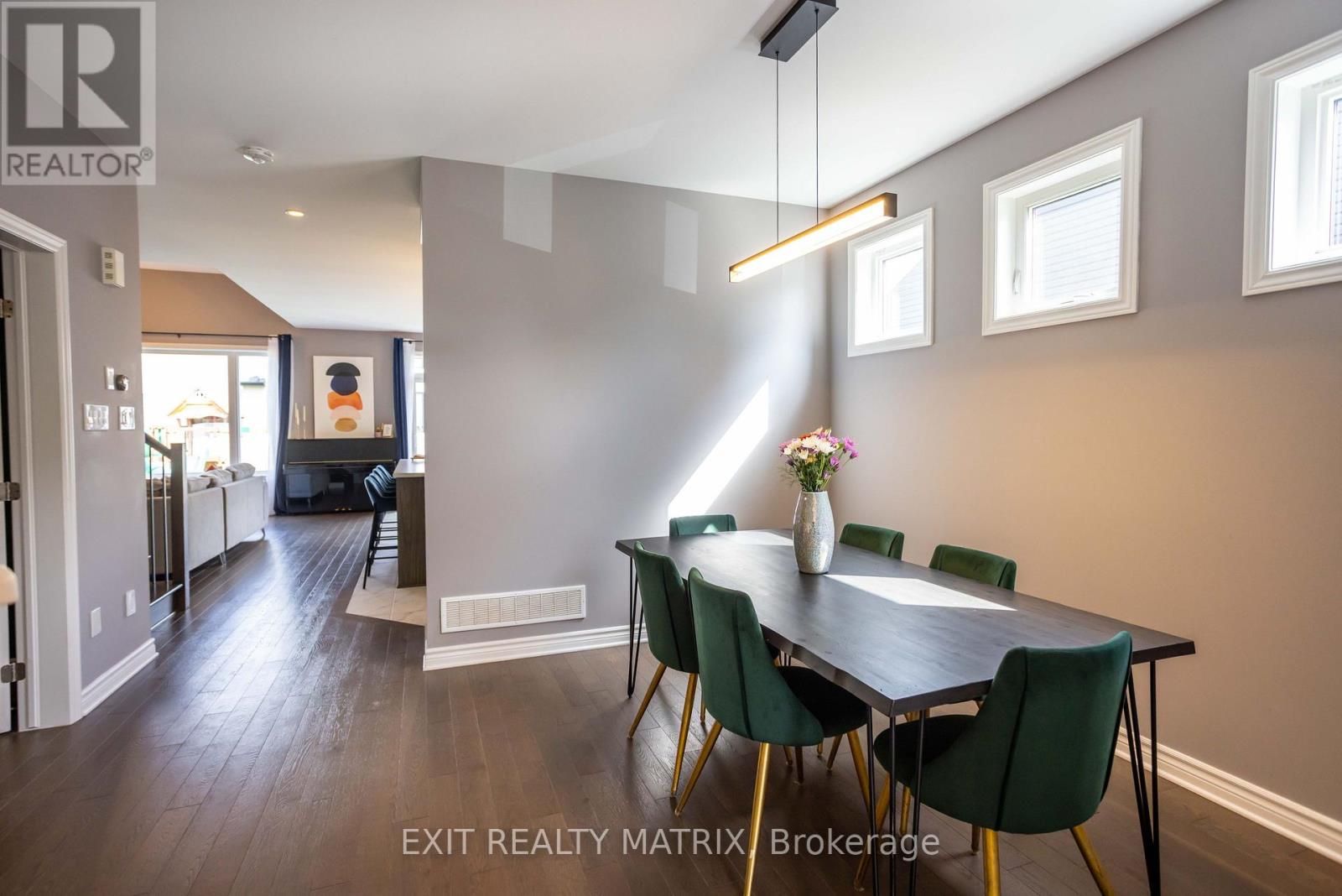 857 Cologne Street, Russell, Ontario  K0A 1W0 - Photo 5 - X13456048