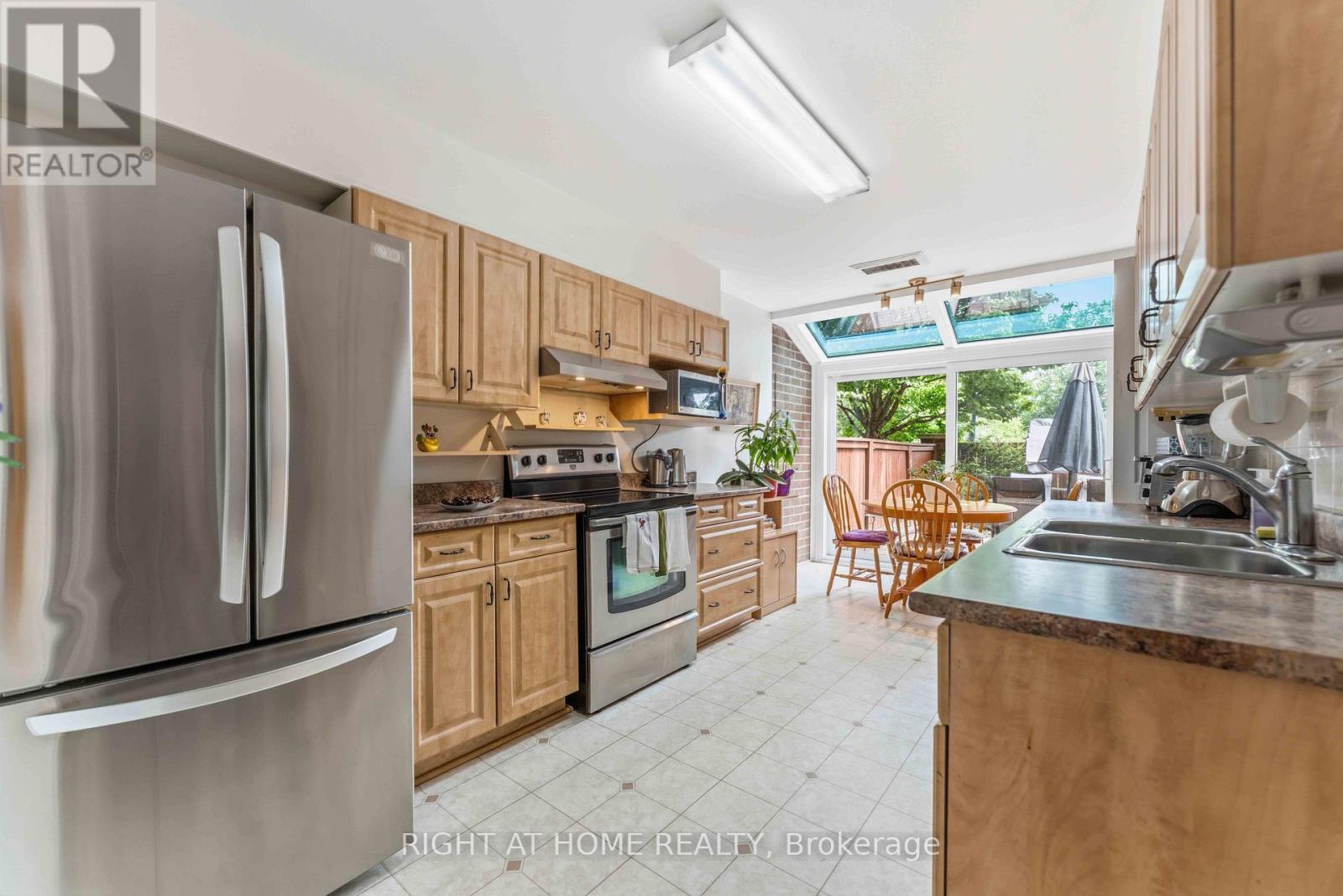 27 - 100 Hillside Drive, Ottawa, Ontario  K1K 4J1 - Photo 12 - X13456104