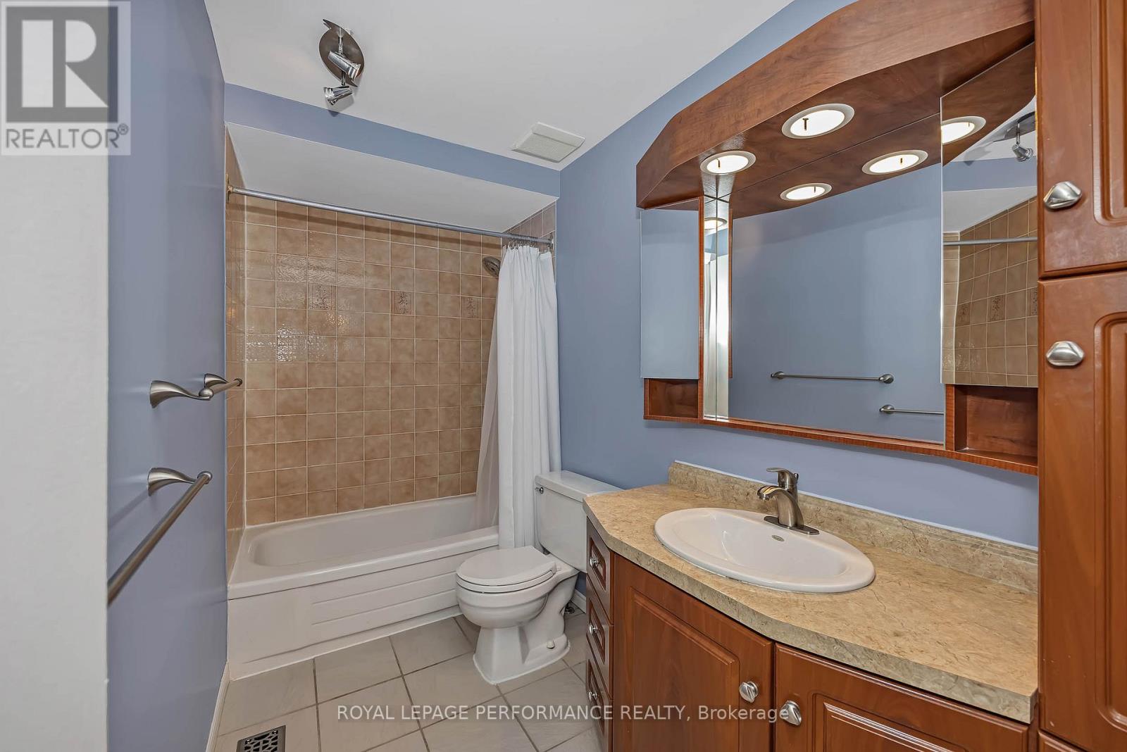A - 1780 Lamoureux Drive, Ottawa, Ontario  K1E 2N4 - Photo 17 - X13456128