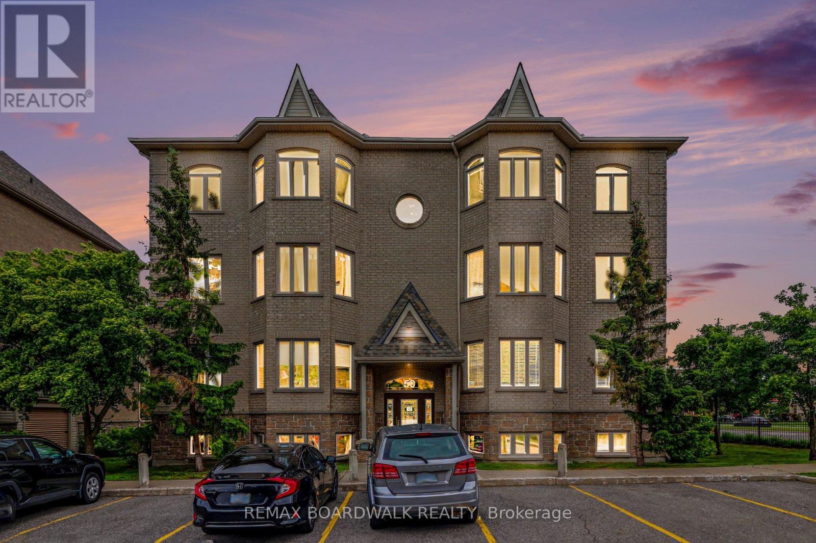 7 - 50 BRIARGATE PRIVATE, Ottawa, Ontario