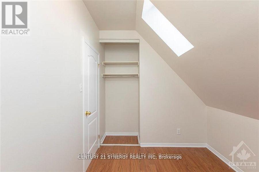 10 - 450 Maclaren Street, Ottawa, Ontario  K1R 5K6 - Photo 3 - X13456304