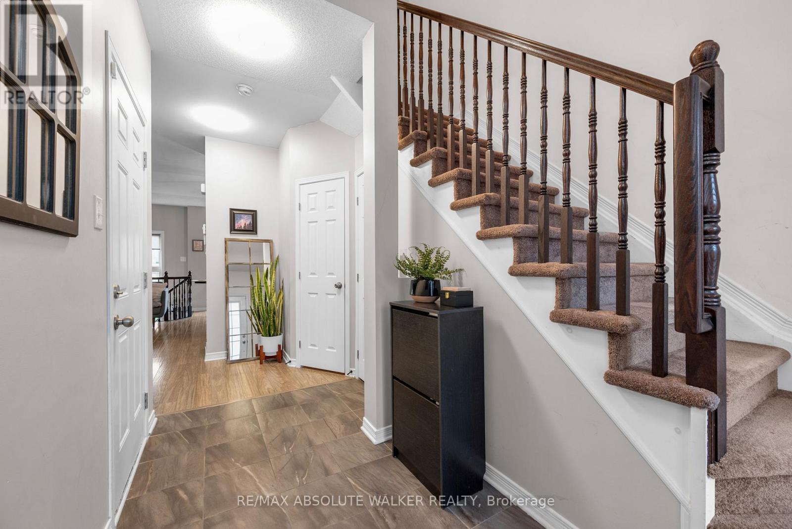 33 Dundalk Private, Ottawa, Ontario  K2J 0J5 - Photo 4 - X13456386
