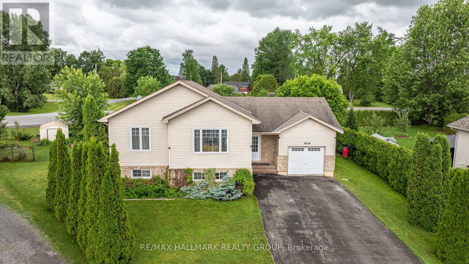 4300 Schell Street, South Dundas, Ontario  K0C 2H0 - Photo 2 - X13456478