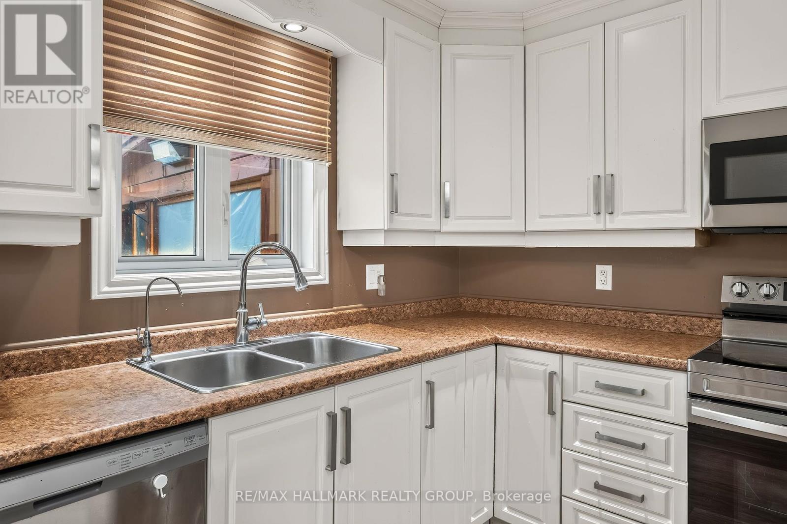 4300 Schell Street, South Dundas, Ontario  K0C 2H0 - Photo 9 - X13456478