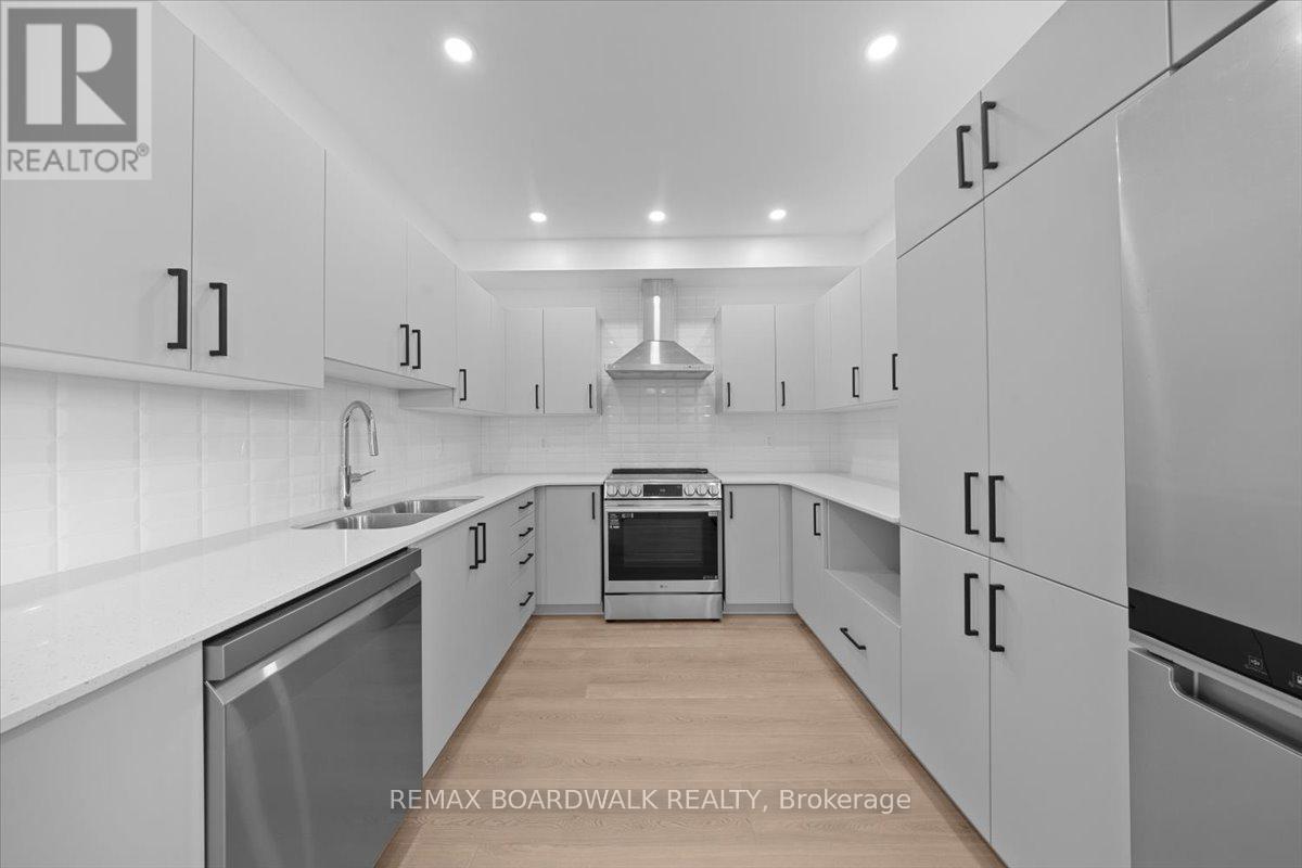 141 Shelleright Street, Ottawa, Ontario  K2S 1B6 - Photo 10 - X13456512