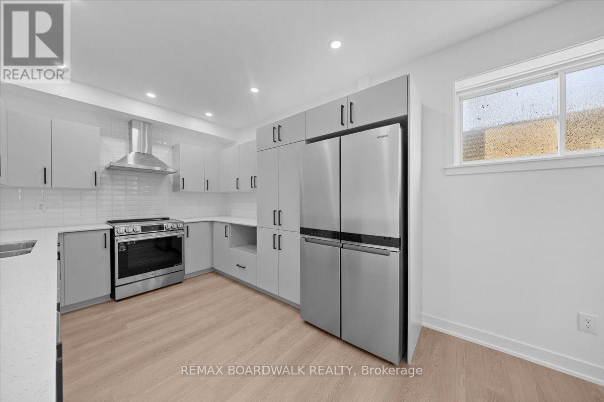 141 Shelleright Street, Ottawa, Ontario  K2S 1B6 - Photo 11 - X13456512