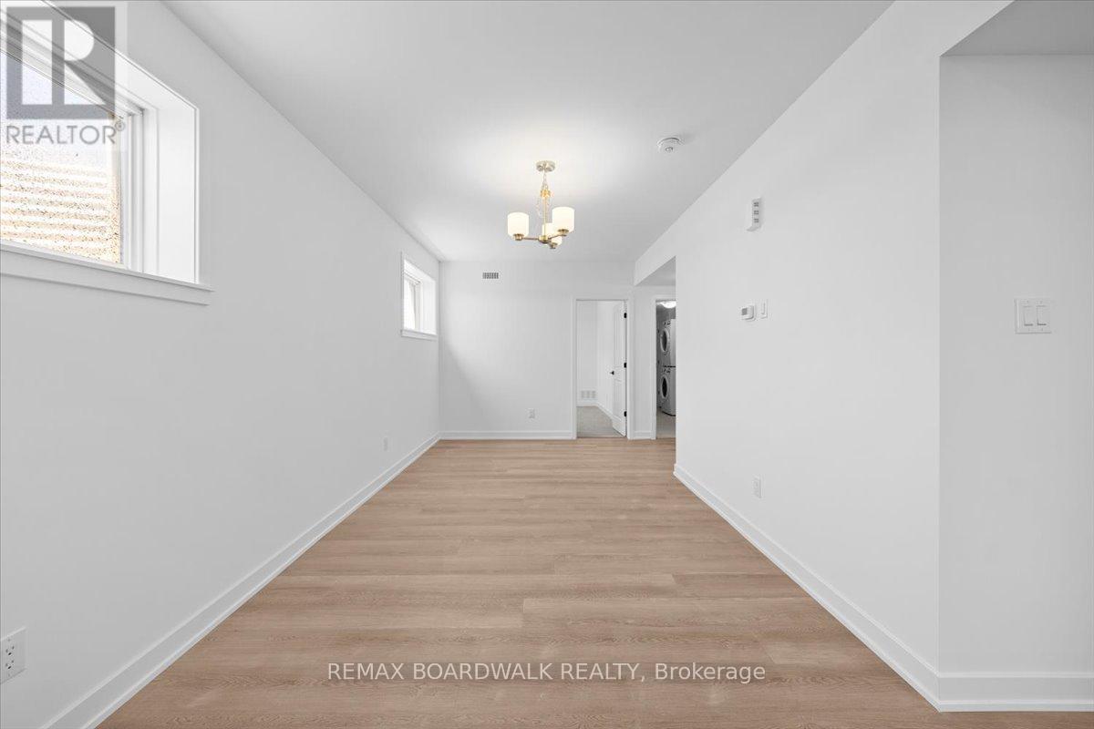 141 Shelleright Street, Ottawa, Ontario  K2S 1B6 - Photo 13 - X13456512