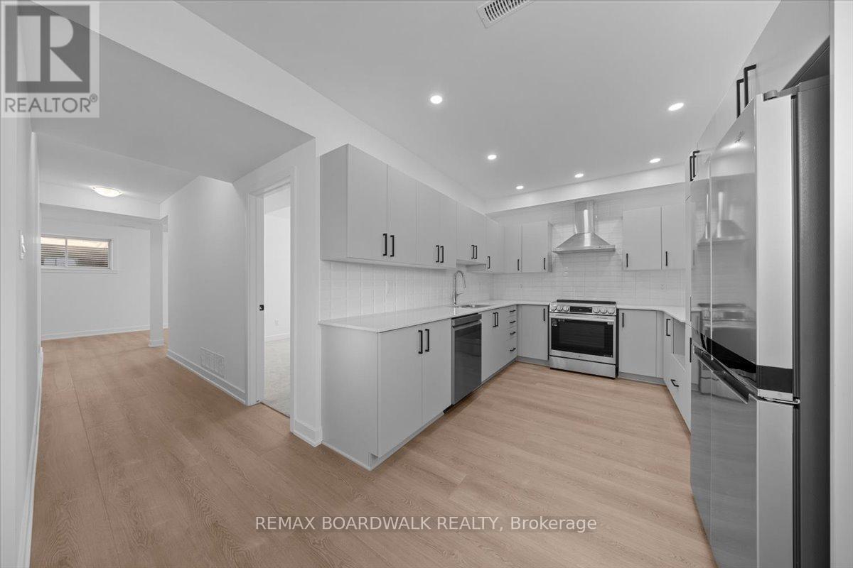 141 Shelleright Street, Ottawa, Ontario  K2S 1B6 - Photo 9 - X13456512