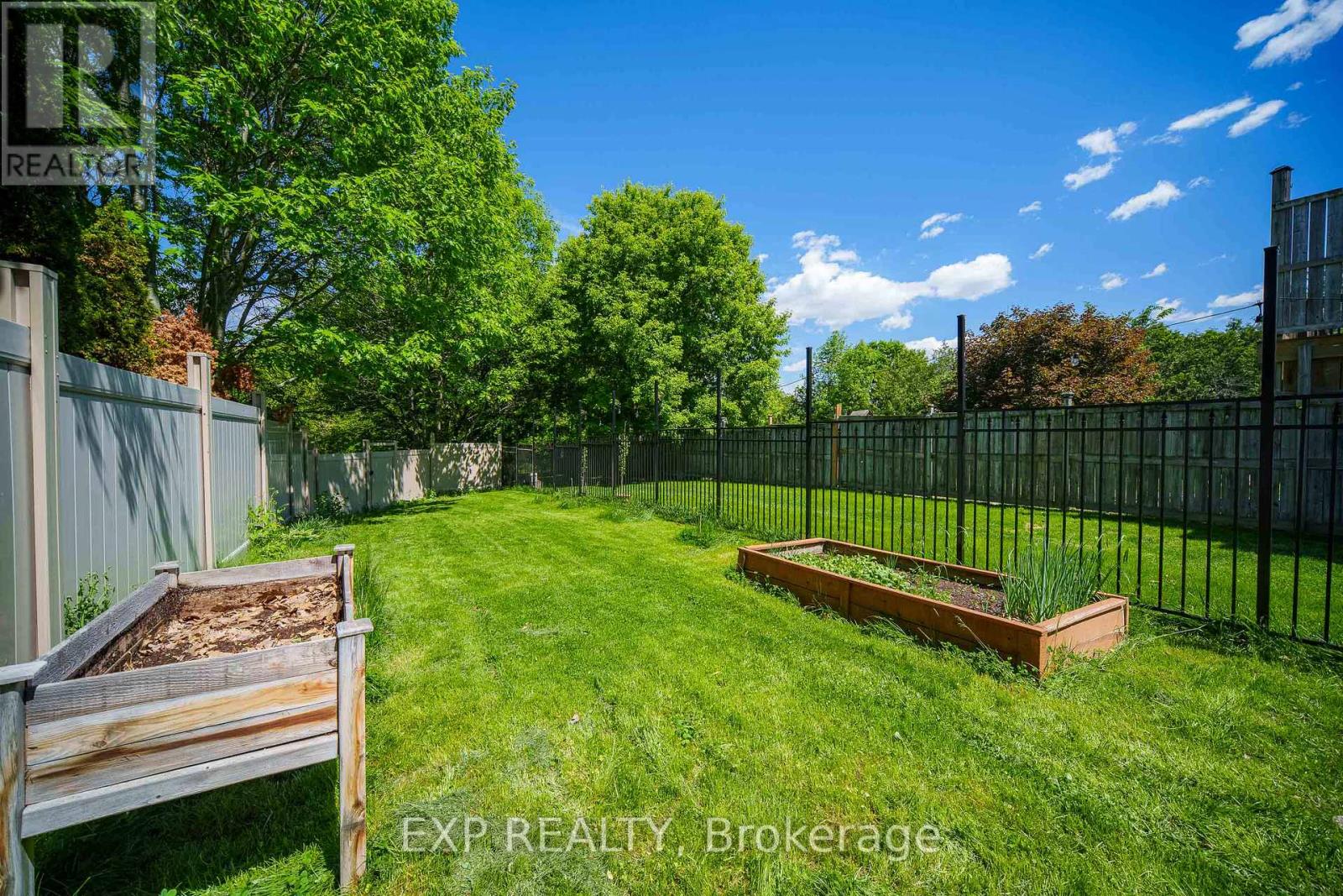 87 Banchory Crescent, Ottawa, Ontario  K2K 2V2 - Photo 5 - X13456518