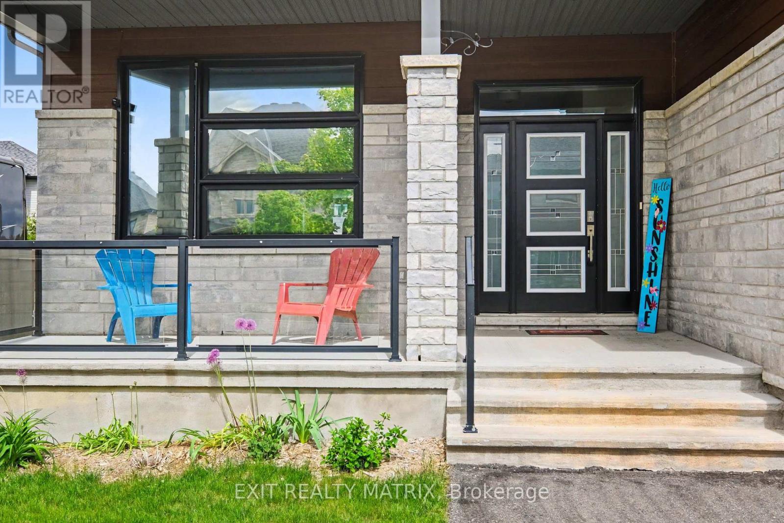 128 Lyon Street, Russell, Ontario  K0A 1W0 - Photo 2 - X13456524