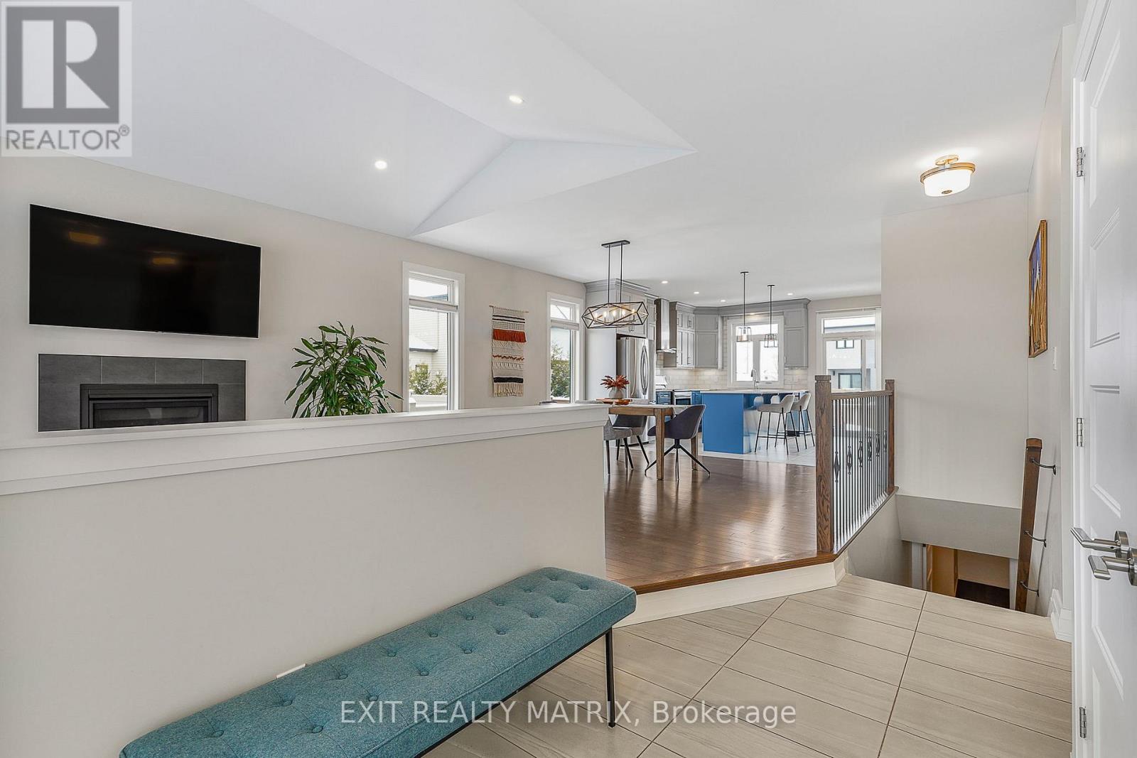128 Lyon Street, Russell, Ontario  K0A 1W0 - Photo 4 - X13456524