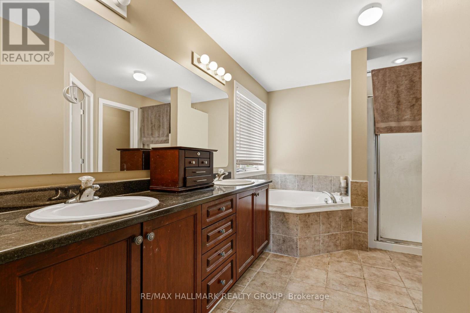 9 Blackshire Circle, Ottawa, Ontario  K2J 5L8 - Photo 34 - X13456562