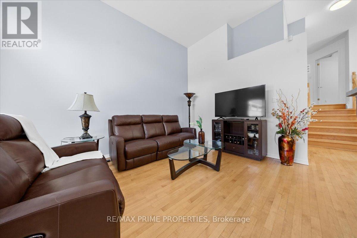 201 Gladeview Private, Ottawa, Ontario  K1T 4A6 - Photo 8 - X13456614