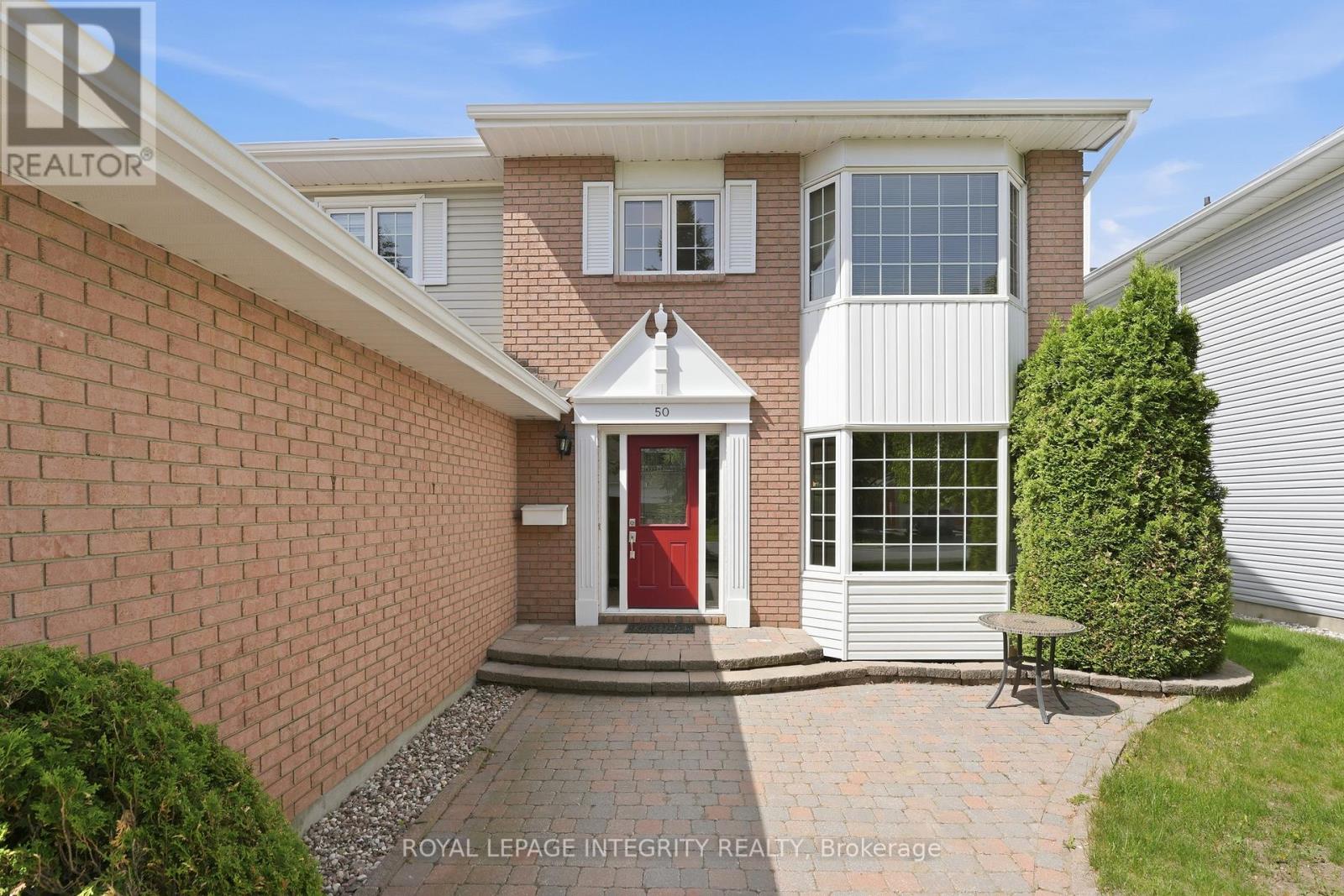 50 Bramble Wood Crescent, Ottawa, Ontario  K2M 2H4 - Photo 2 - X13456714