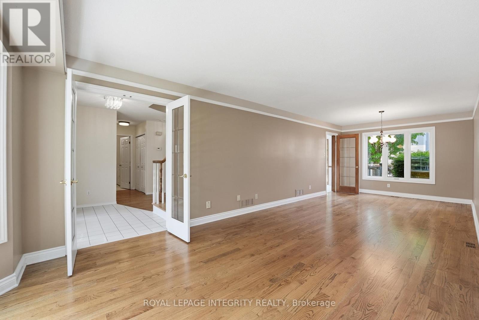 50 Bramble Wood Crescent, Ottawa, Ontario  K2M 2H4 - Photo 7 - X13456714