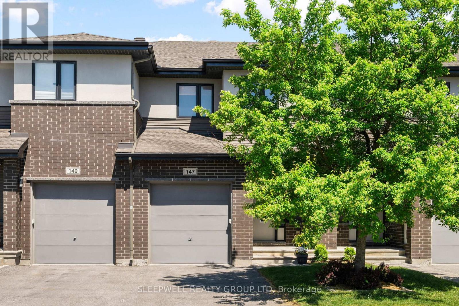 147 WESTPHALIAN AVENUE, Ottawa, Ontario