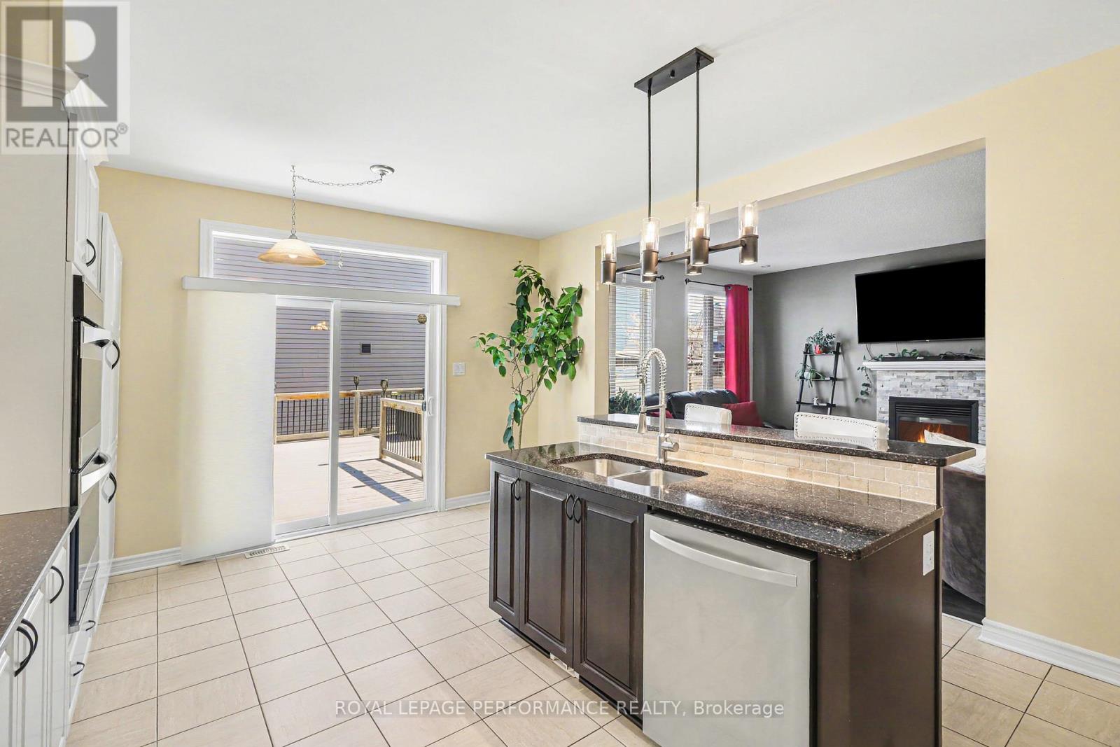 717 Magnolia Street, Ottawa, Ontario  K4A 0Z2 - Photo 5 - X13456788
