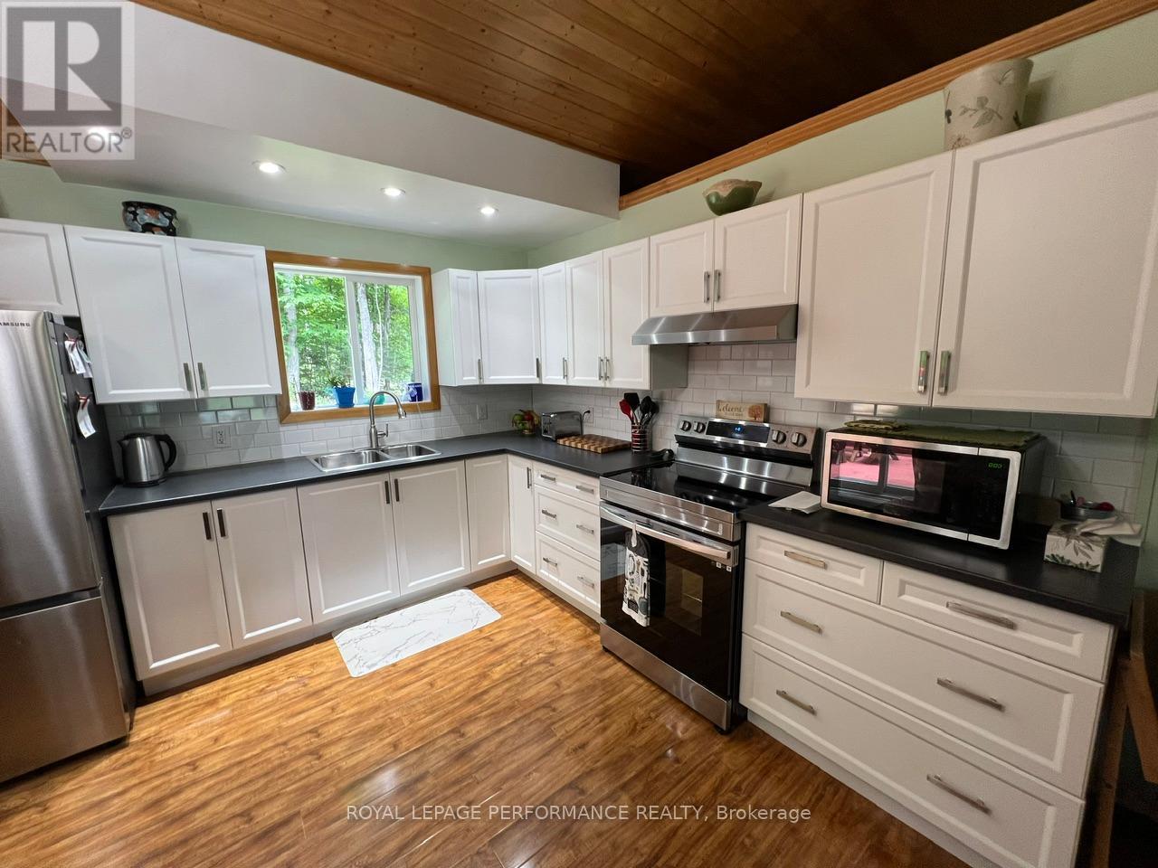 253 Lacourse Lane, Lanark Highlands, Ontario  K0A 3L0 - Photo 6 - X13456922
