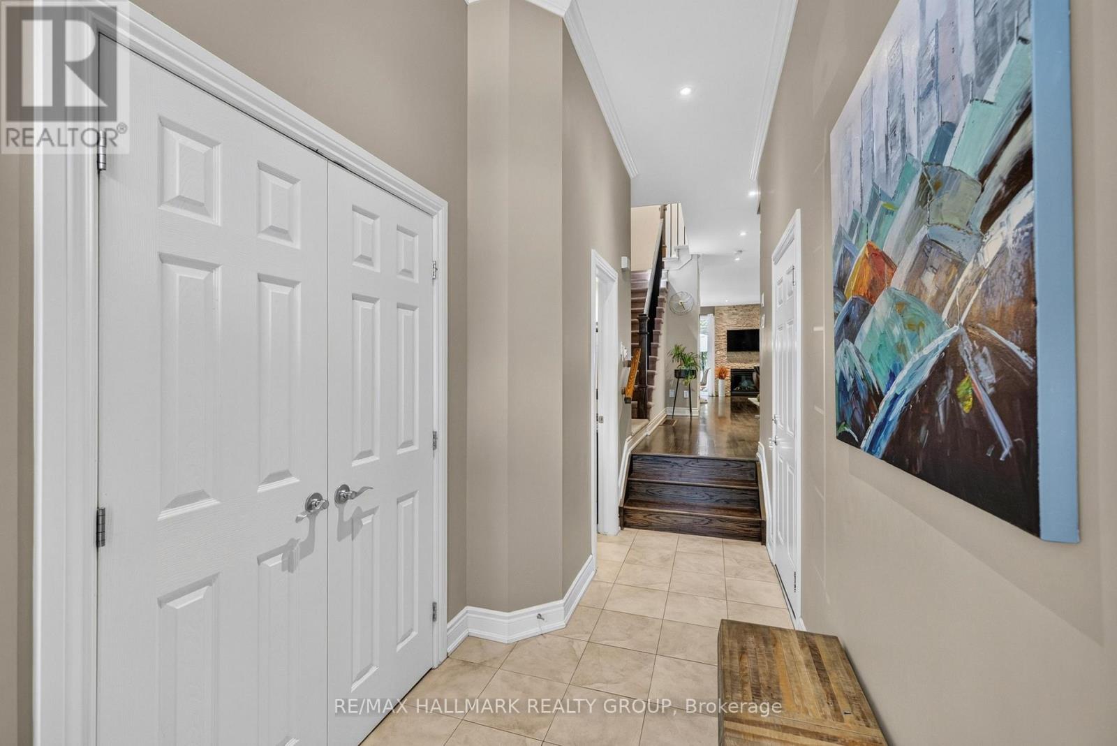 856 Norton Avenue, Ottawa, Ontario  K2B 5P6 - Photo 3 - X13456992