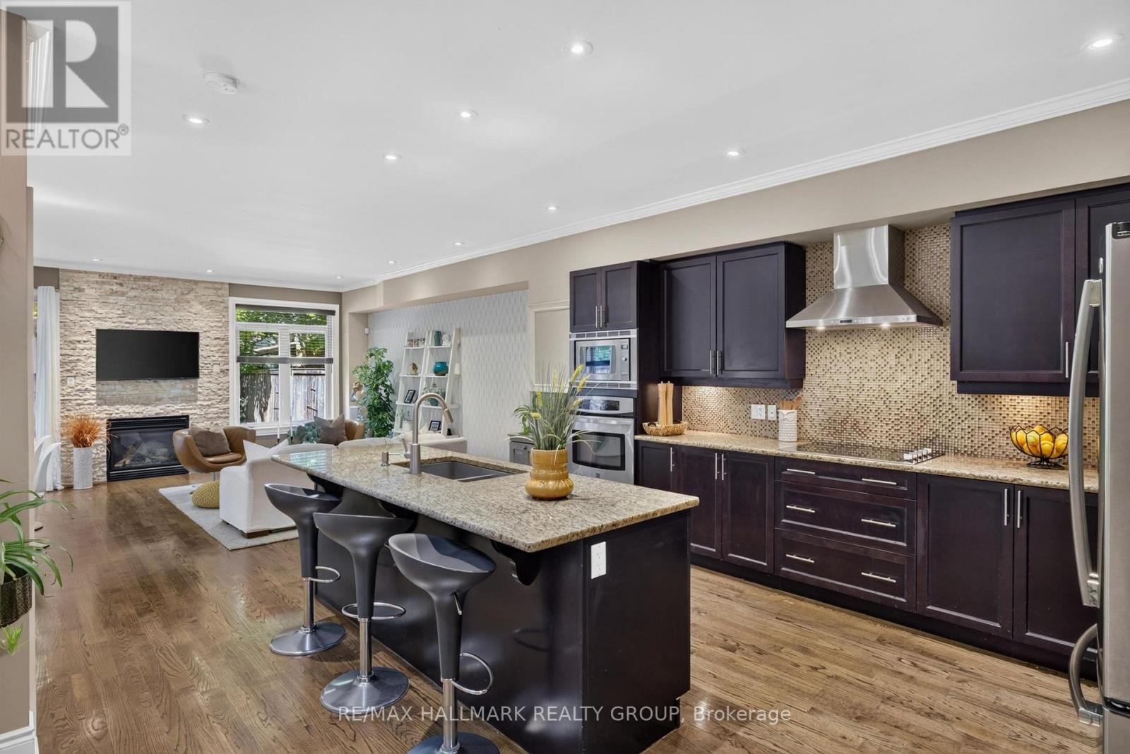 856 Norton Avenue, Ottawa, Ontario  K2B 5P6 - Photo 4 - X13456992