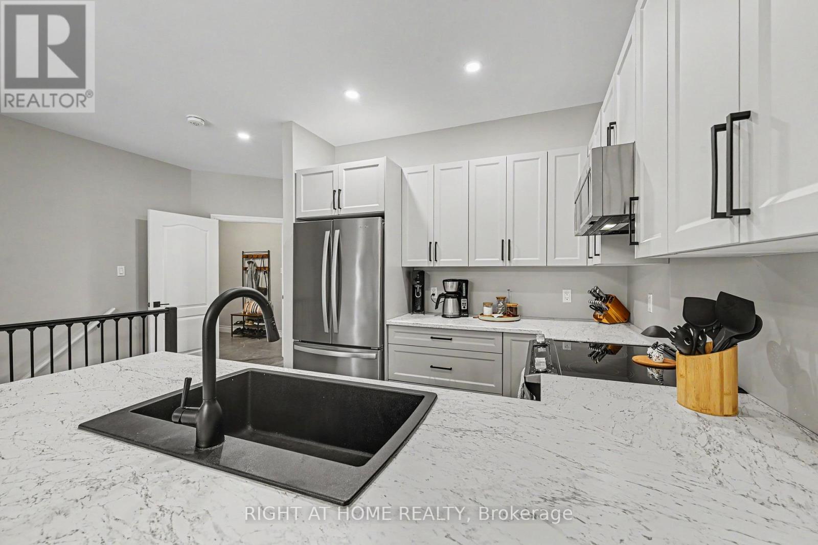 306 Forestview Crescent, Renfrew, Ontario  K7V 0C4 - Photo 12 - X13456996