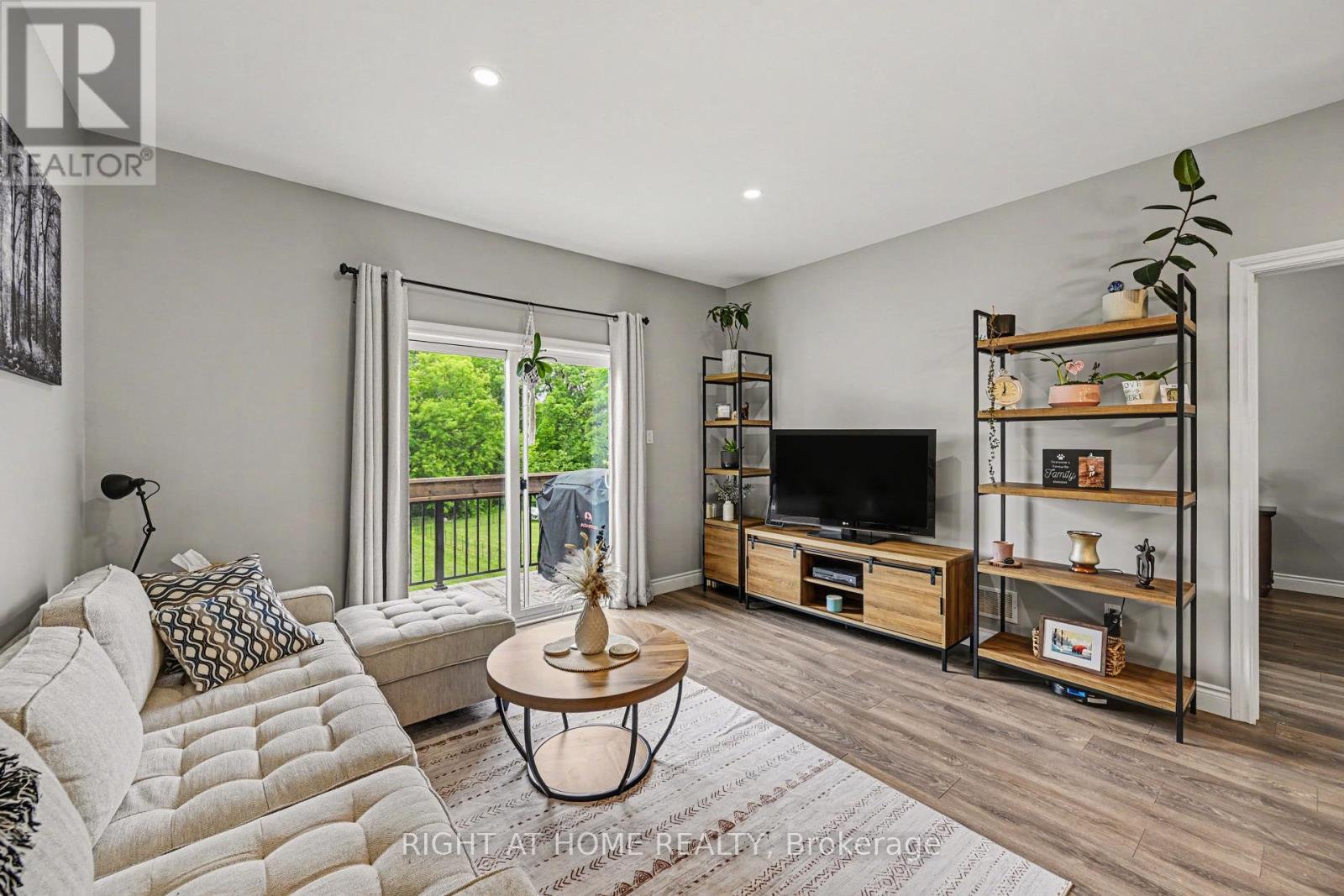 306 Forestview Crescent, Renfrew, Ontario  K7V 0C4 - Photo 7 - X13456996