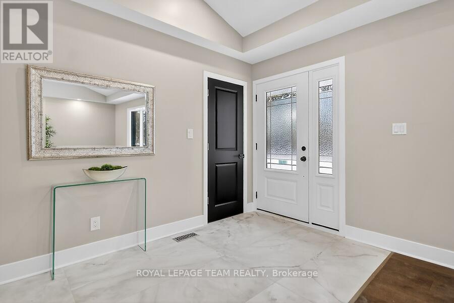 6636 Marina Drive, Ottawa, Ontario  K4M 1B3 - Photo 3 - X13457022