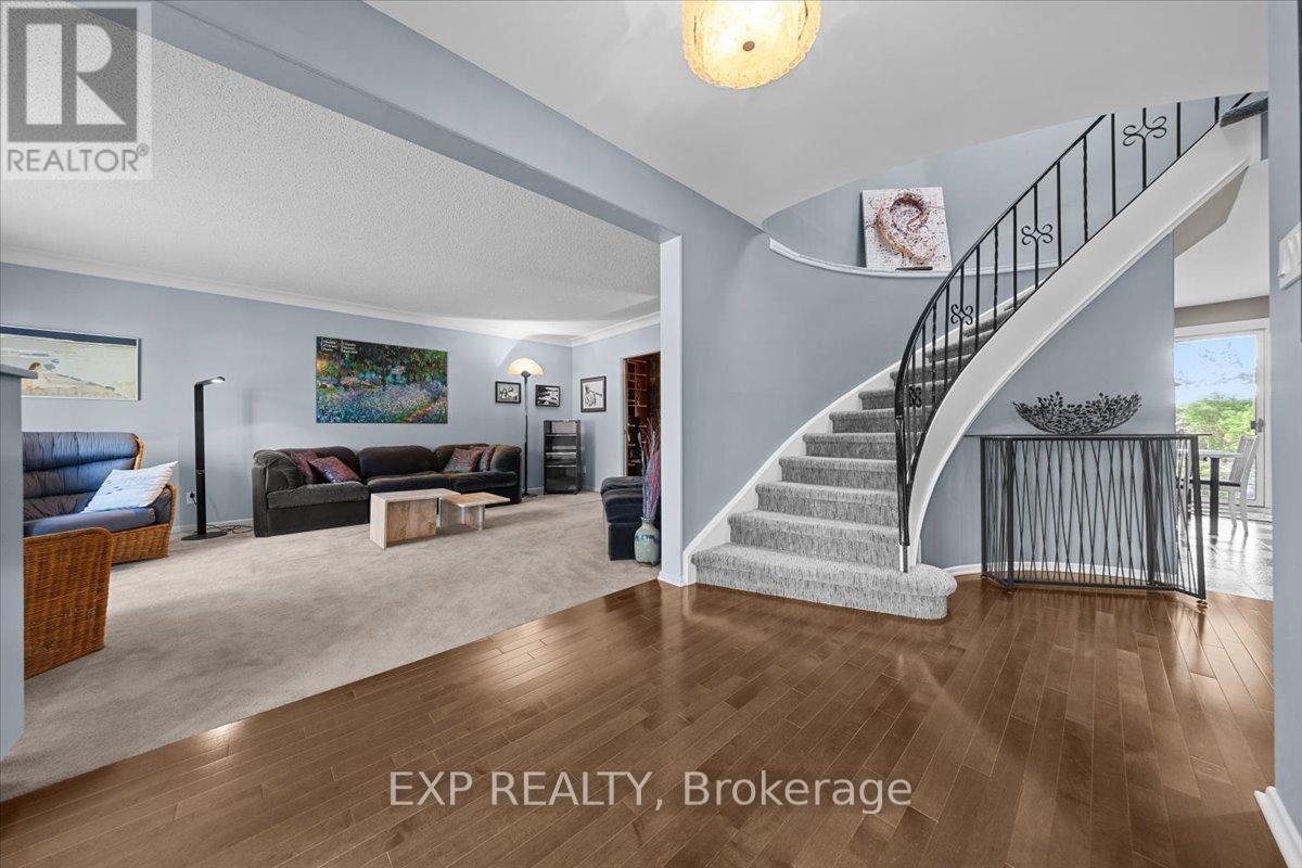 899 Dresden Crescent, Ottawa, Ontario  K2B 5H8 - Photo 6 - X13457332