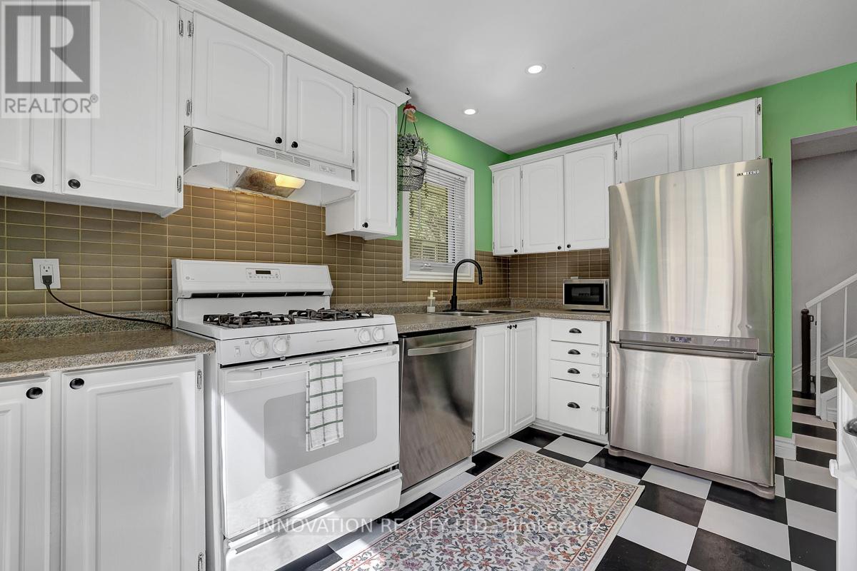 239 Salter Crescent, Ottawa, Ontario  K2K 1Z2 - Photo 11 - X13457350